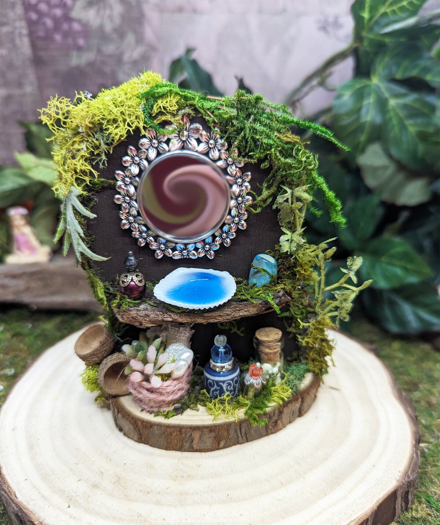 Fairy Vanity Table for Fairy Garden or Miniature Diorama, Woodland Vanity  with Mirror for Miniature Fairy Garden | MakerPlace by Michaels