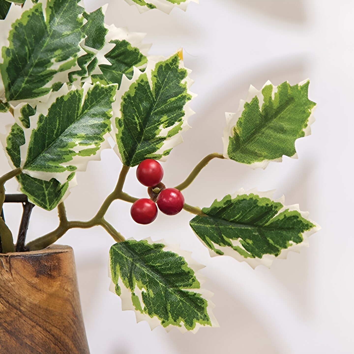 14-Inch Mini Holly Pick with Red Berries and Green Leaves for Holiday Wreaths and Crafts
