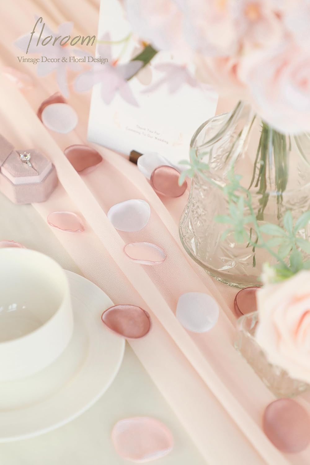 300pcs Rose Petals Dusty Rose Blush Faux Silk Flower Petals for Wedding Flower Girl Basket Aisle Scatter Dinner Table Centerpieces Party Confetti Bridal Shower Romantic Night Decoration