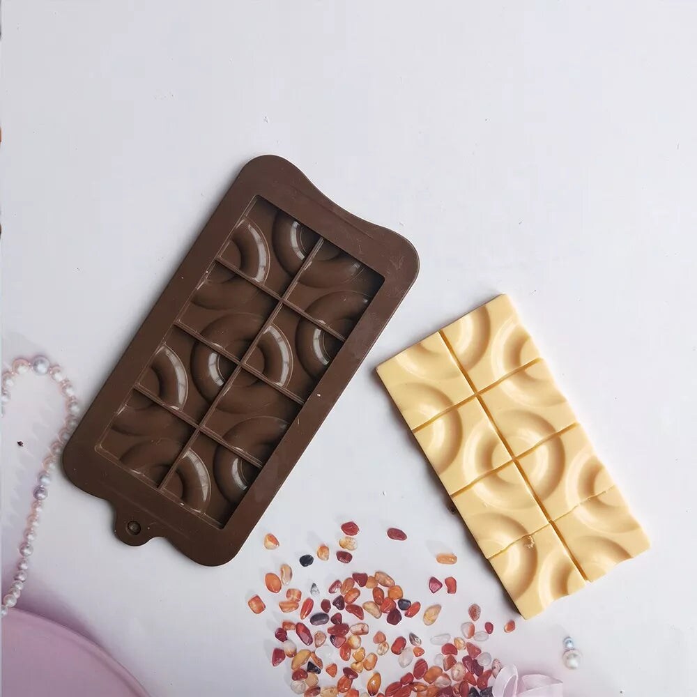 Chocolate Bar - Squares &#x26; Circles