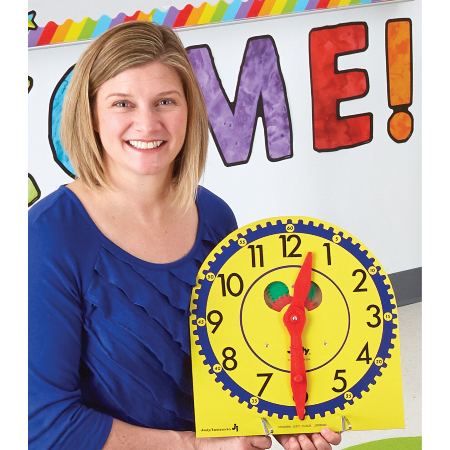 Carson Dellosa 13.5" x 13" Judy Clock, Analog Manipulative for Kids Learning to Tell Time, Circle Time Learning Center, Homeschool, and School Supplies