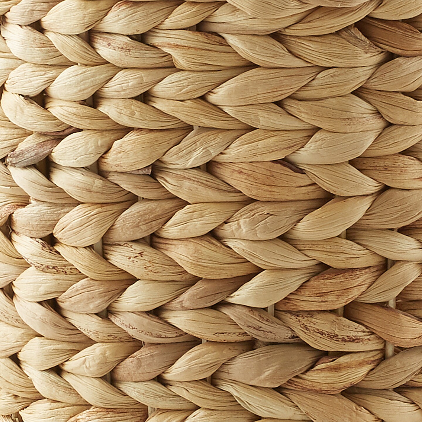 Casafield Set of 2 Water Hyacinth Waste Baskets - Natural, Round Woven Trash Can Bins for Bathroom, Bedroom, Laundry Room, Home Office