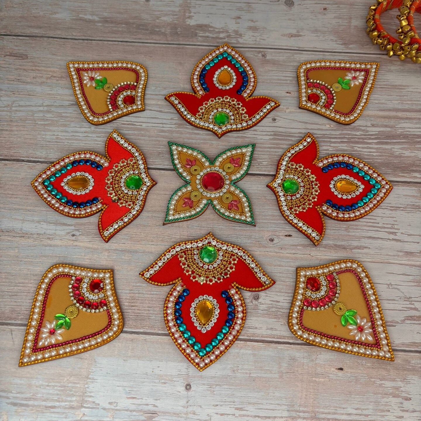 Acrylic Rangoli Set Indian Traditional Handmade Reusable Rangoli Diwali Navratri Christmas Home Decor Floor Table Decoration - Deepawali Wedding Housewarming Gift Pack of 1 (20 Inches)