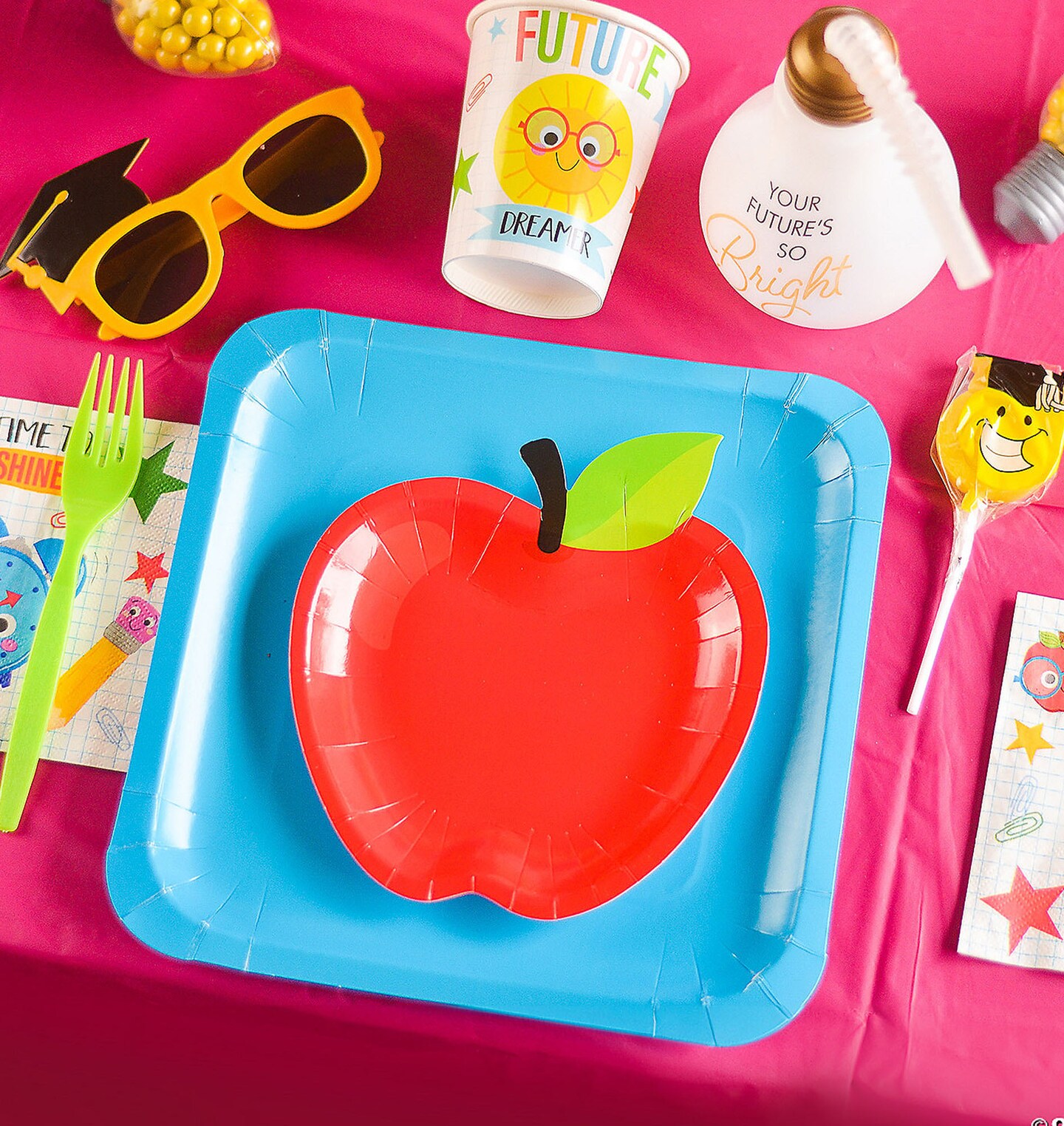 24 Count Turquoise Square Paper Dinner Plates 9" Disposable Party Tableware