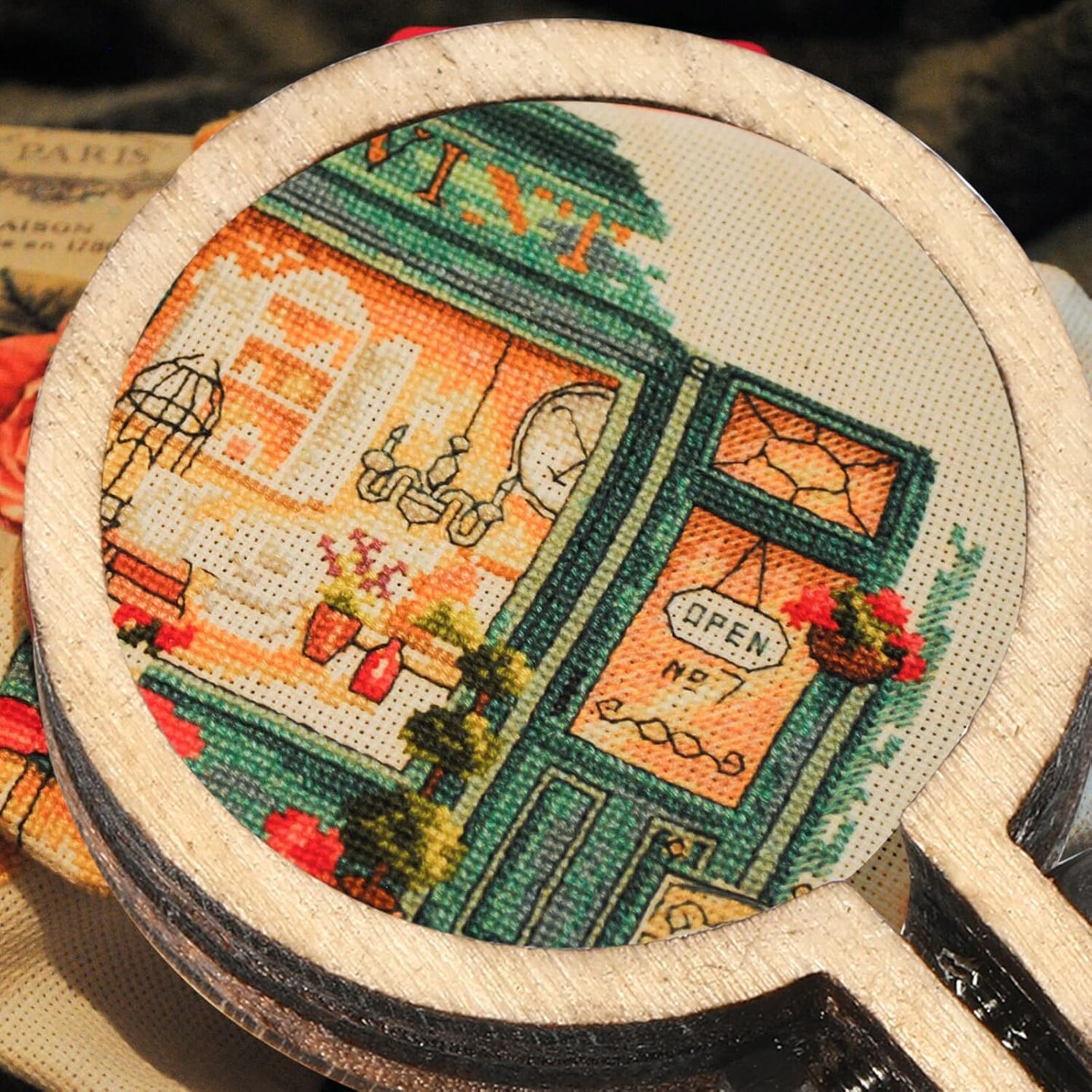 20 Pieces 1 Inch Mini Embroidery Hoops Wooden Small Tiny Embroidery