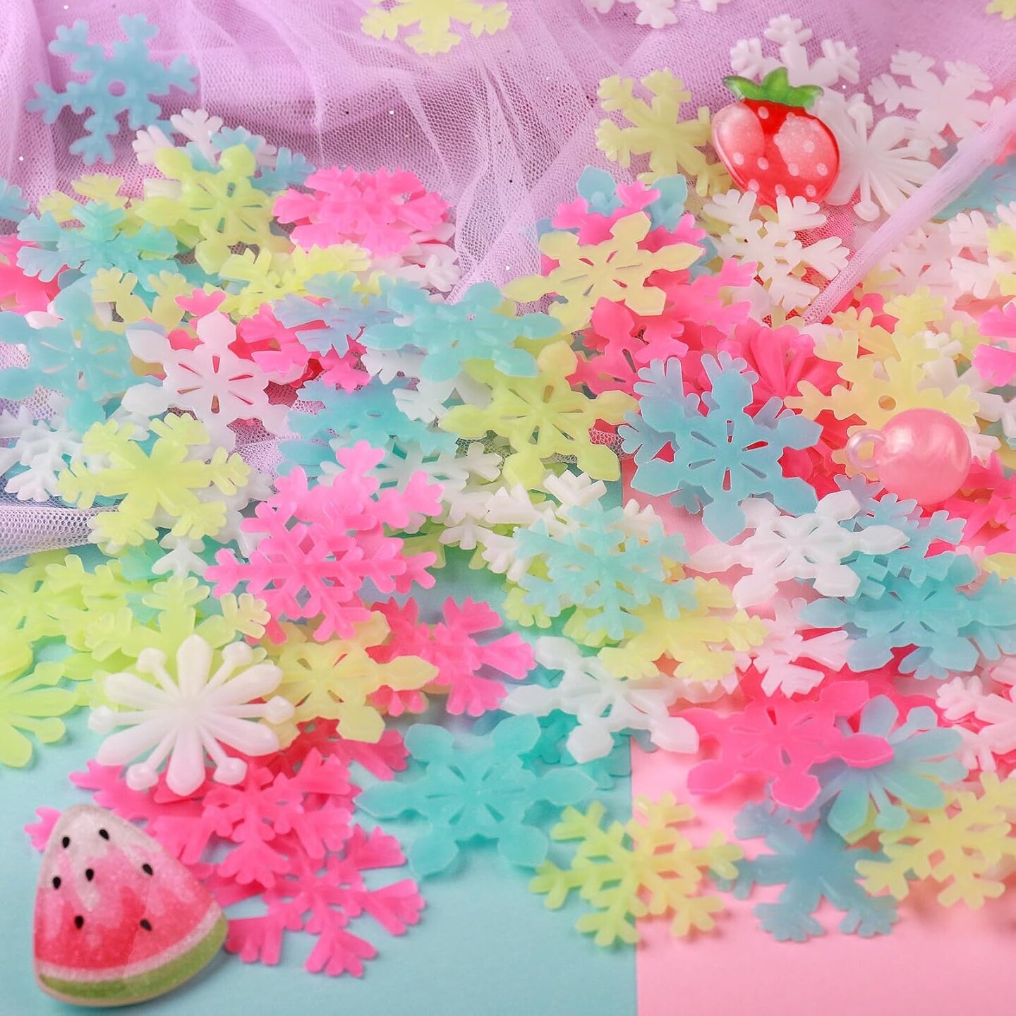 100PCS Removable Colorful Glow In the Dark Snowflake