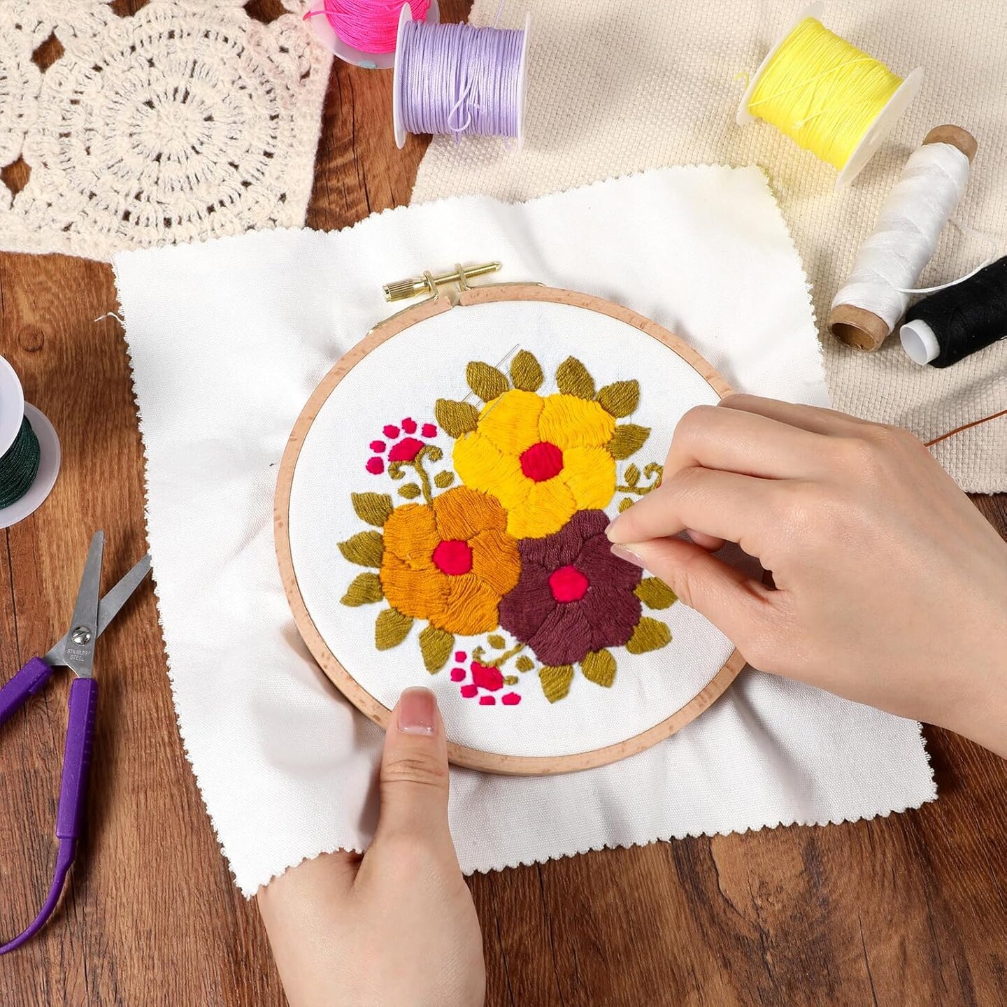 2 Pack 6 Inch 7 Inch Wood Embroidery Hoop, Cross Stitch Hoops Ring