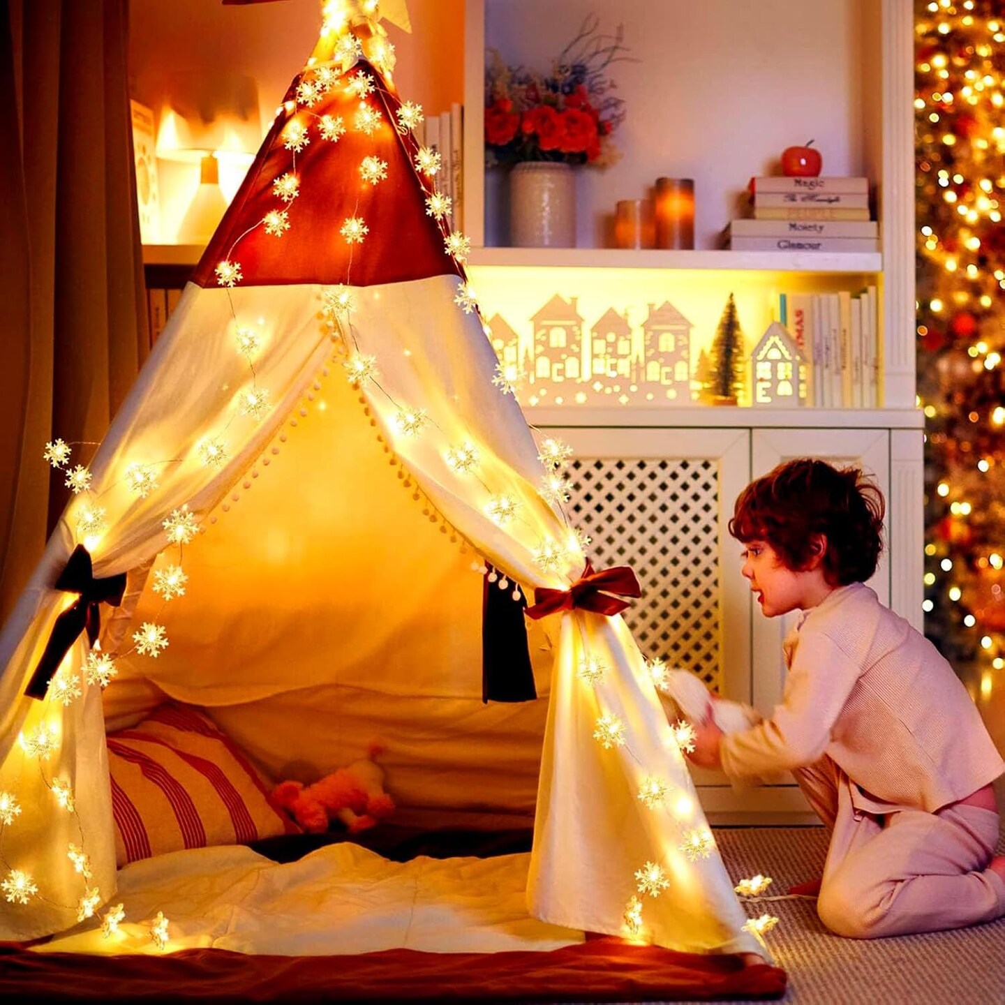 Christmas Snowflake Lights - 20ft 40LED 8 Modes & Timer (Warm White)