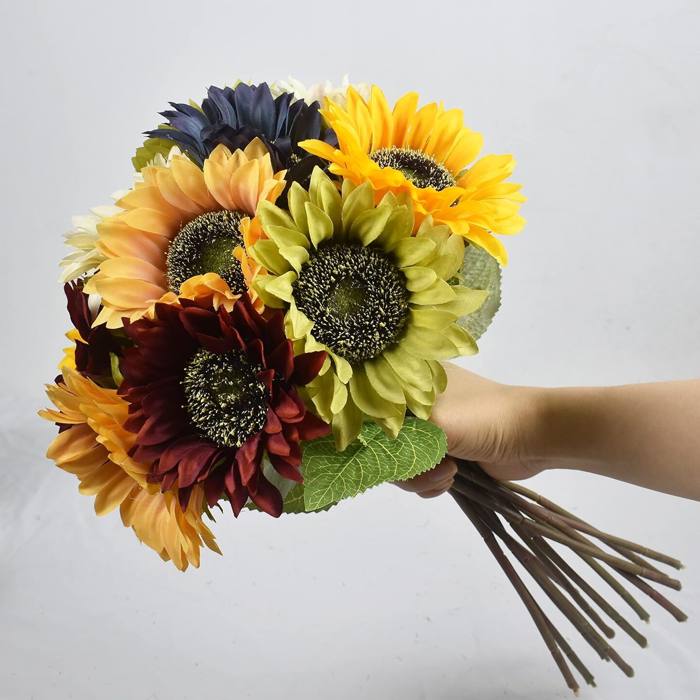 6Pcs Artificial Sunflower Flowers Long Stem Silk Sunflowers Bouquet, Realistic Fake Yellow Flower Arrangements for Wedding Bridal Bouquet, Home, Outdoor, Party and Vase Centerpiece Decor