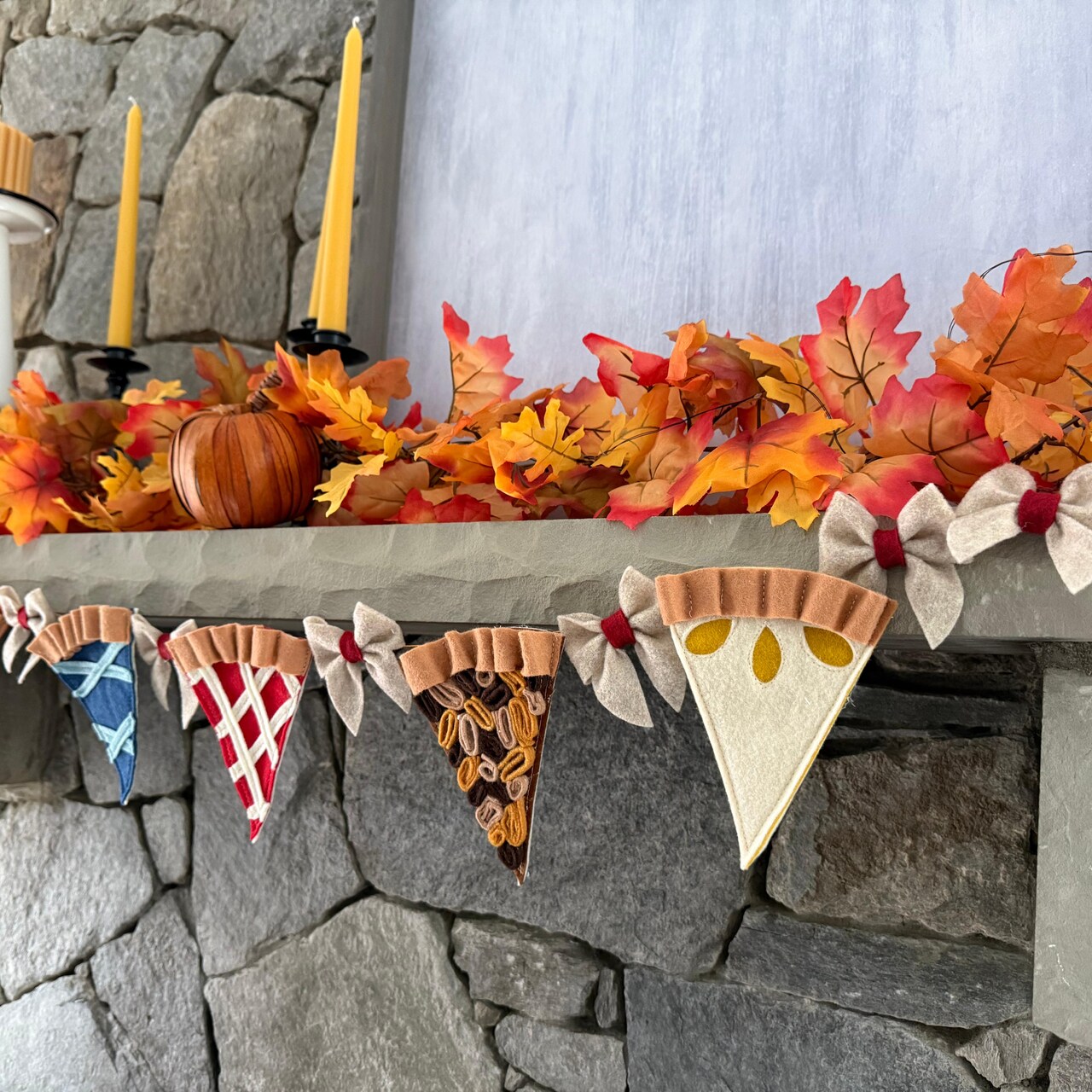 Gourmet Garland: Stitch a Slice of Fall Pie