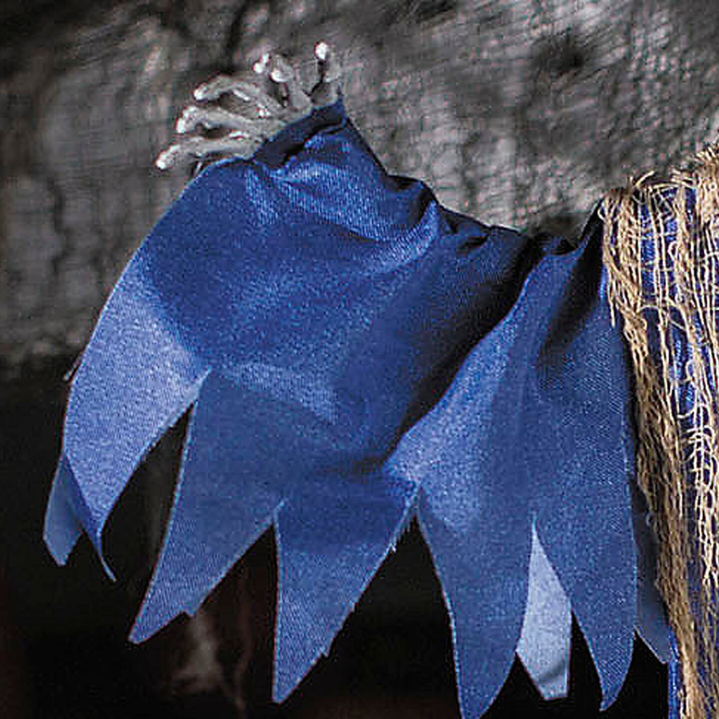 27 1/2&#x22; Hanging Blue &#x26; Burlap Pumpkin Man Halloween Decoration