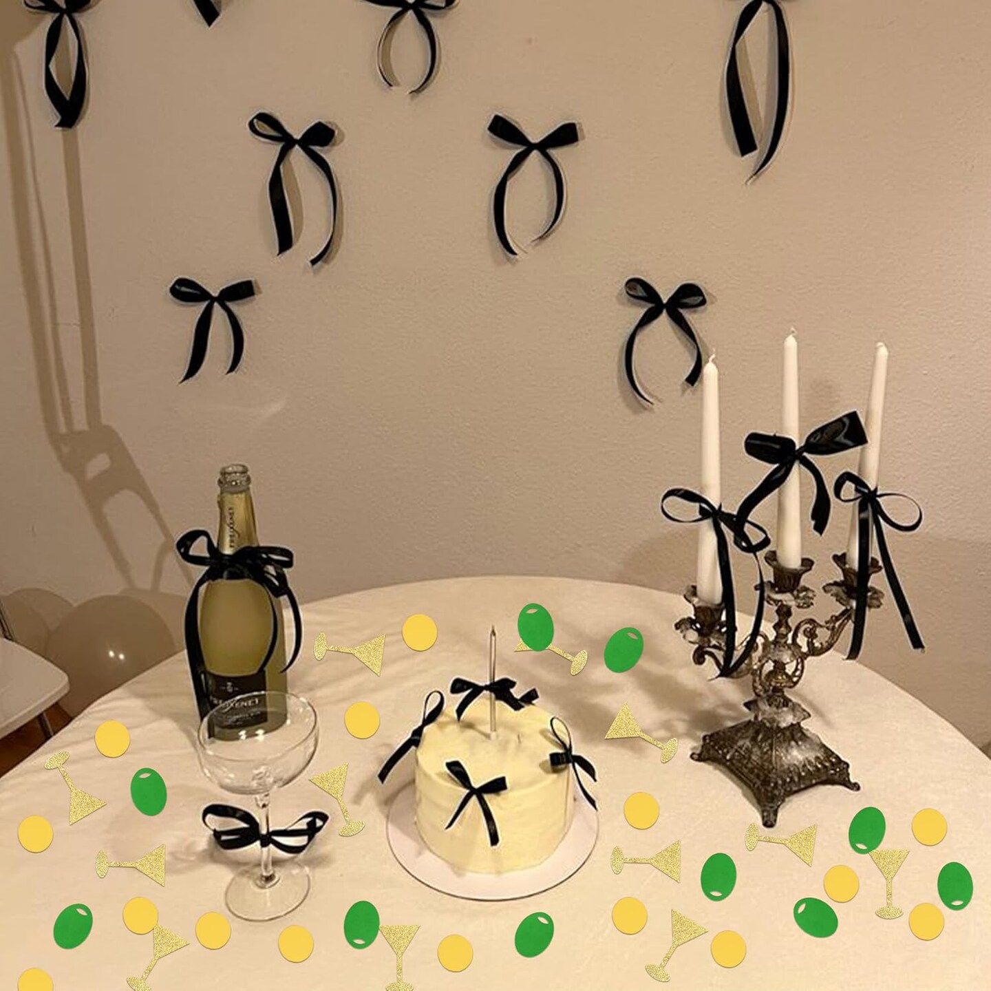 A Tini Bit Older Confetti - Martini Themed Party Decorations&#xFF0C; Weenies and Tinis Party Supply