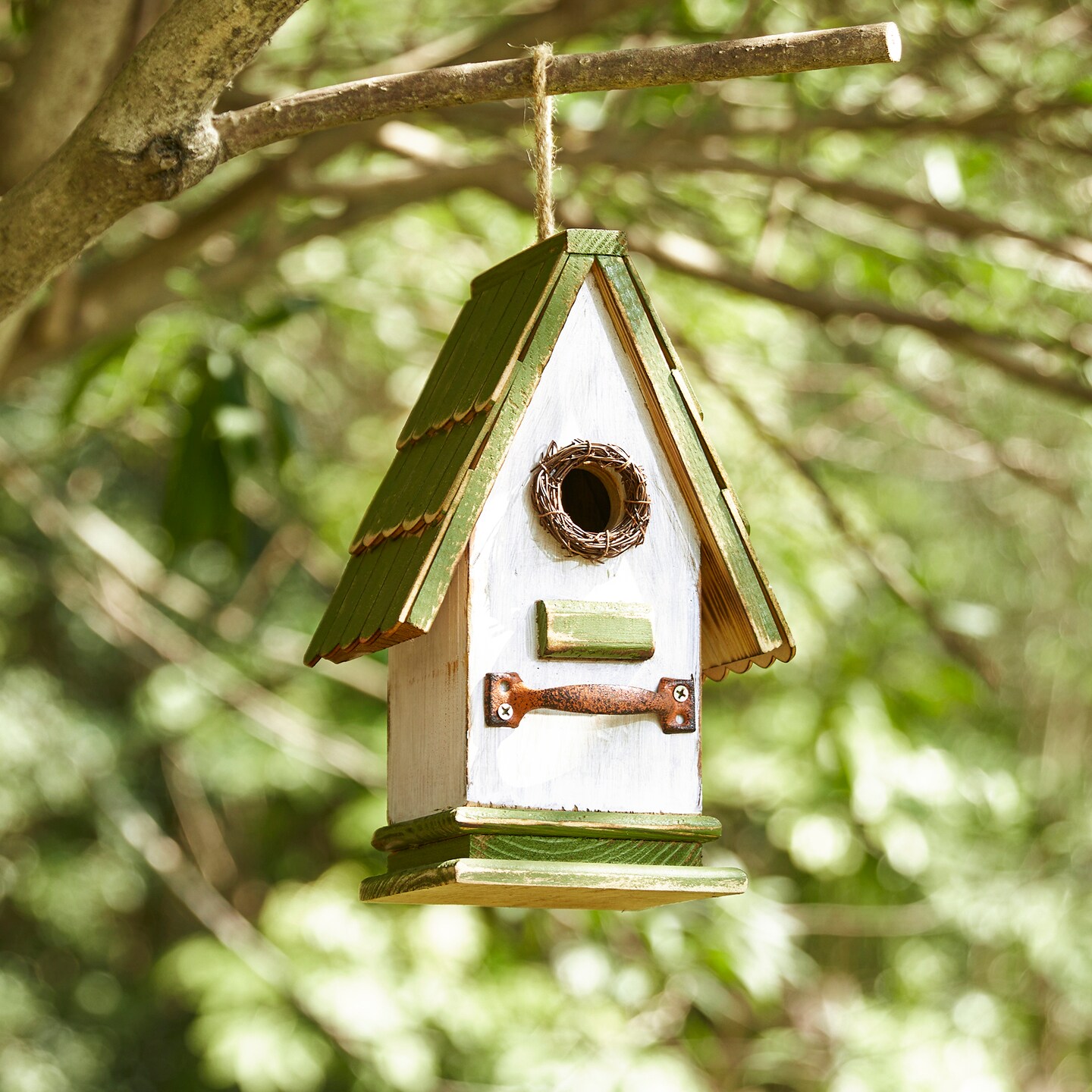 10.5&#x22;H Distressed Solid Wood Pigeon Loft Decorative Outdoor Garden Birdhouse