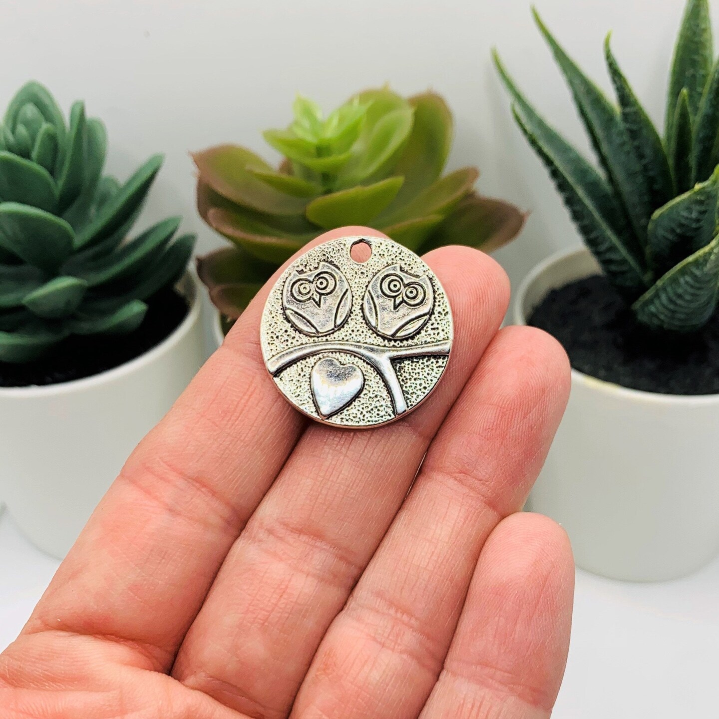 4, 20 or 50 Pieces: Silver Love Bird Owl Charms