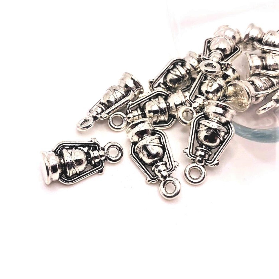 4, 20 or 50 Pieces: Silver Lantern 3D Charms
