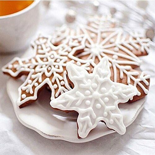 Christmas Snowflake Cookie Cutter Set 5 Piece Metal DIY Cookie Molds for Baking &#x26; Party Supplies