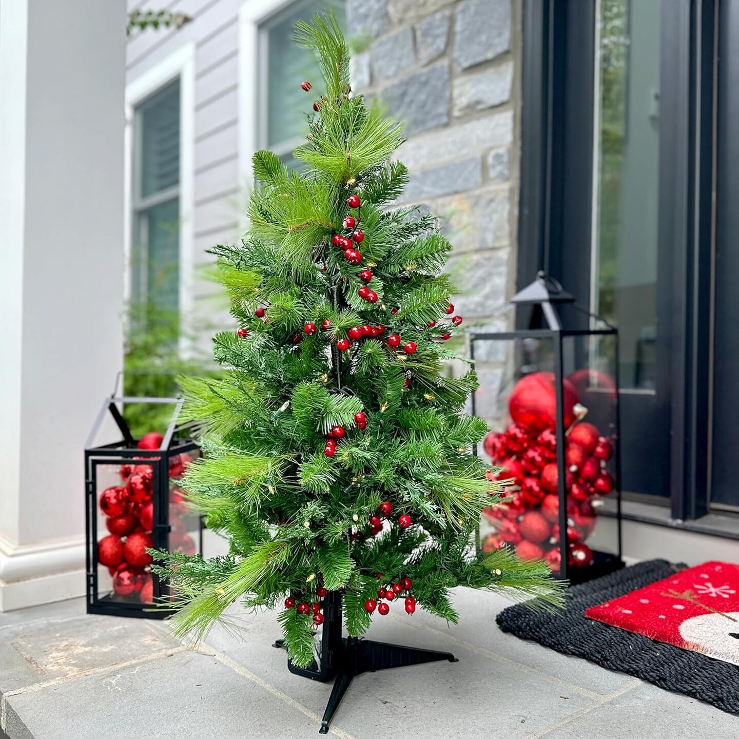 3-Ft Newberry Christmas Tree with Cranberry Twigs and Warm White Led Lights