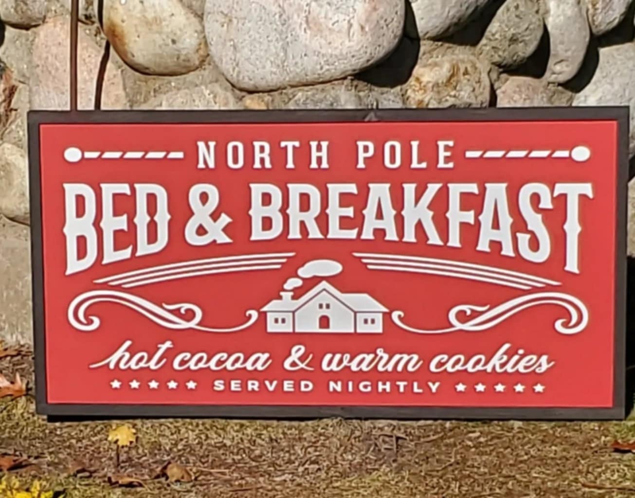 North Pole Bed outlets and Breakfast Door Hanger| Christmas Door Decor| Christmas Porch Decor| North Pole Decor| Christmas Sign| Merry Christmas