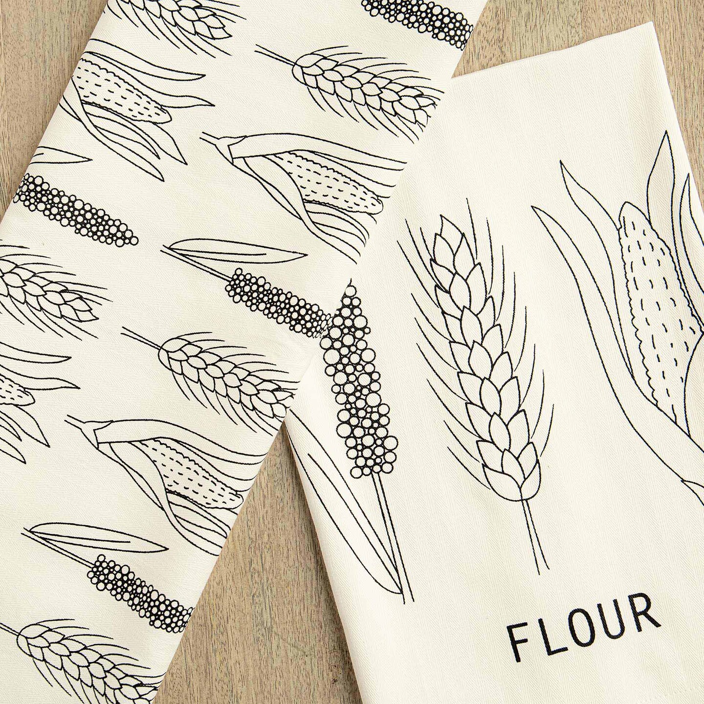 Printed Flour Dish Cotton Towel - Set of 2 - Stylish Kitchen Towels & Napkins