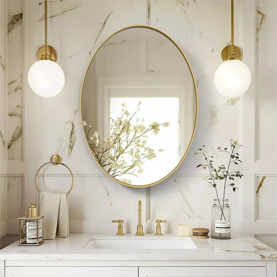 Gold Wall Mirror good (New)