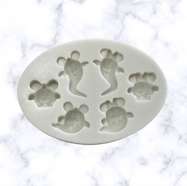 6 Cavity Mouse Ghost silicone mold