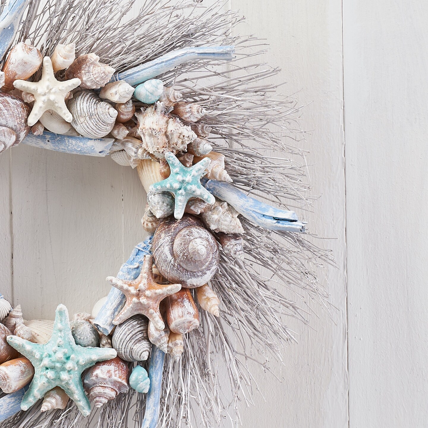 Coastal Shell Wreath 20&#x22;