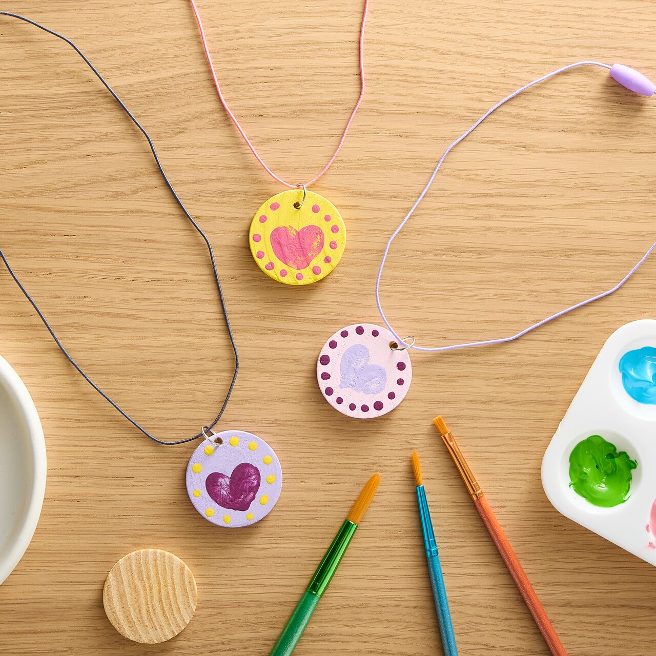 Kids Club: Mother’s Day Flower Stamped Card and Thumbprint Necklace