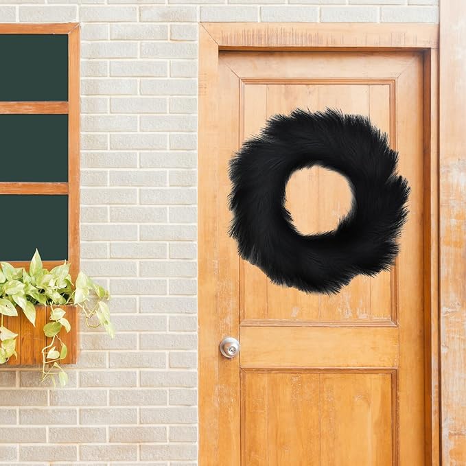 Artificial Pampas Grass Wreath, 26&#x22; Black Faux Pampas Grass Wreath Decor for Halloween Home Boho Style Decor (Black, 1)