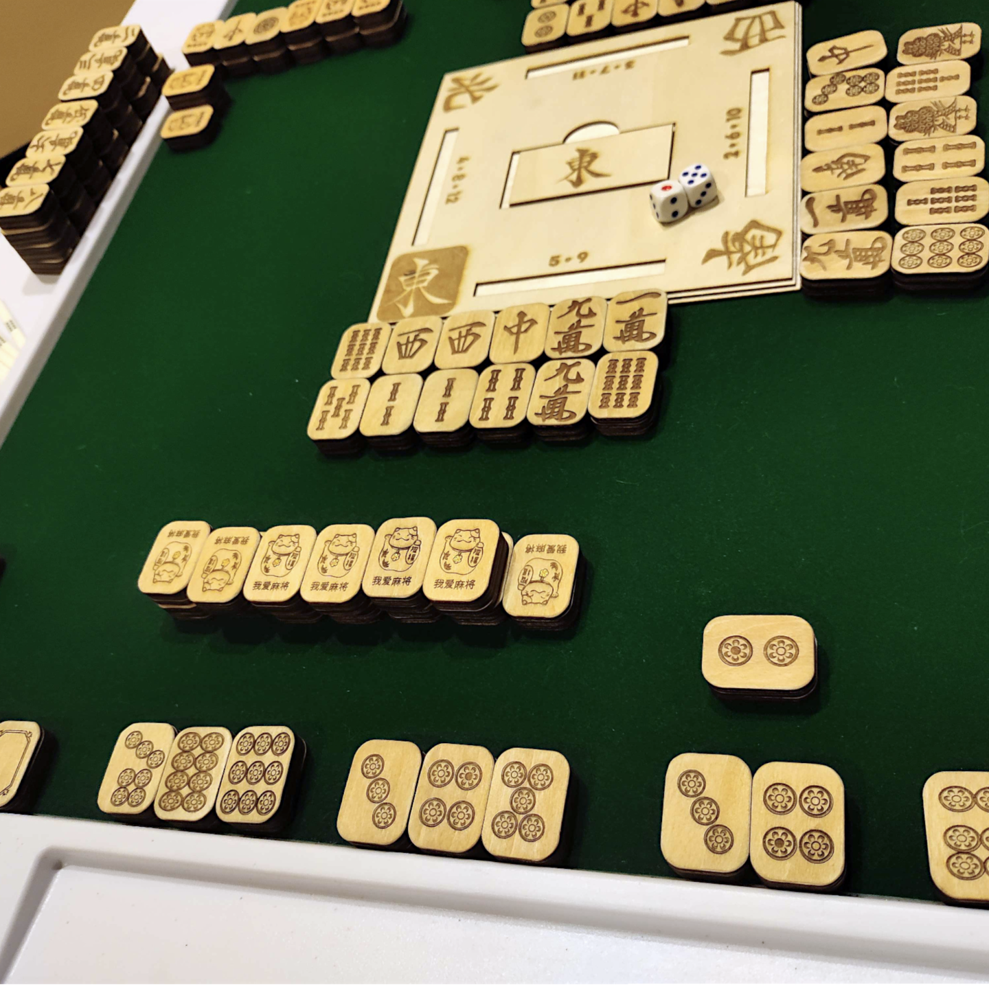Lazy Panda - Handcrafted Hand-painted Wood Mahjong Tiles