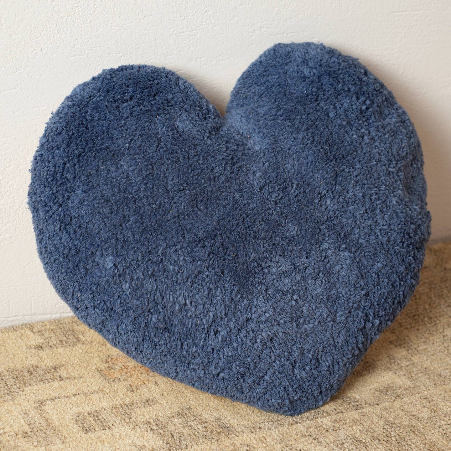 Decorative Heart Shape Blue Tufted Cotton Pillow - 16 X 14&#x22;