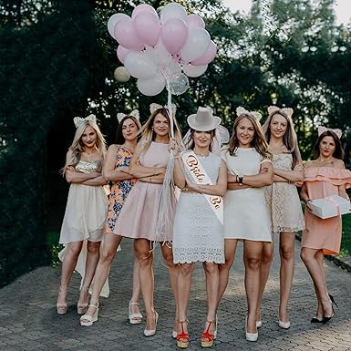 4E's Novelty Bride Cowgirl Hat with Veil & Sash - White Felt Cowboy Hat for Women, Bachelorette Hats