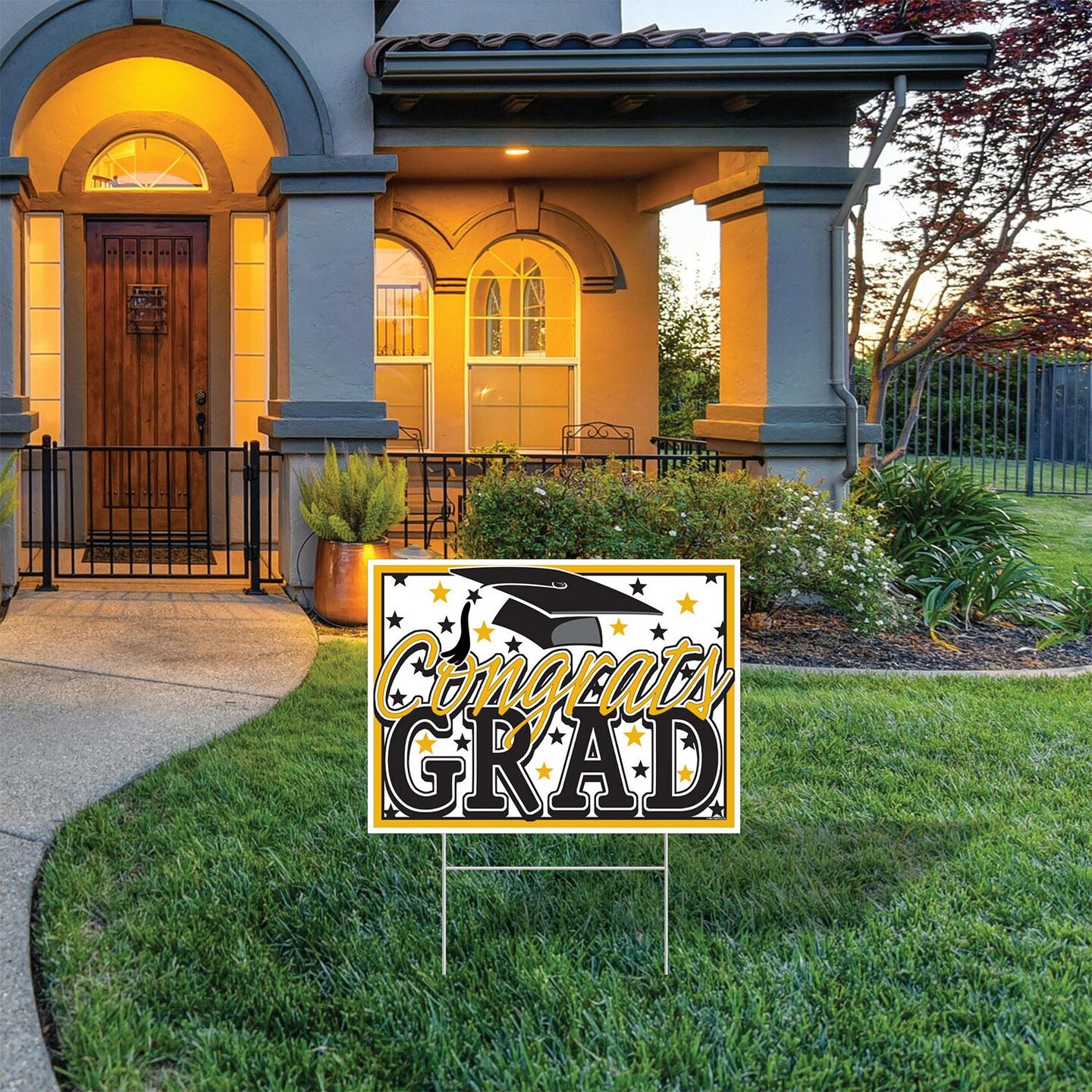 6 Pack Beistle Plastic Gold Congrats Grad Graduation Party Yard Sign