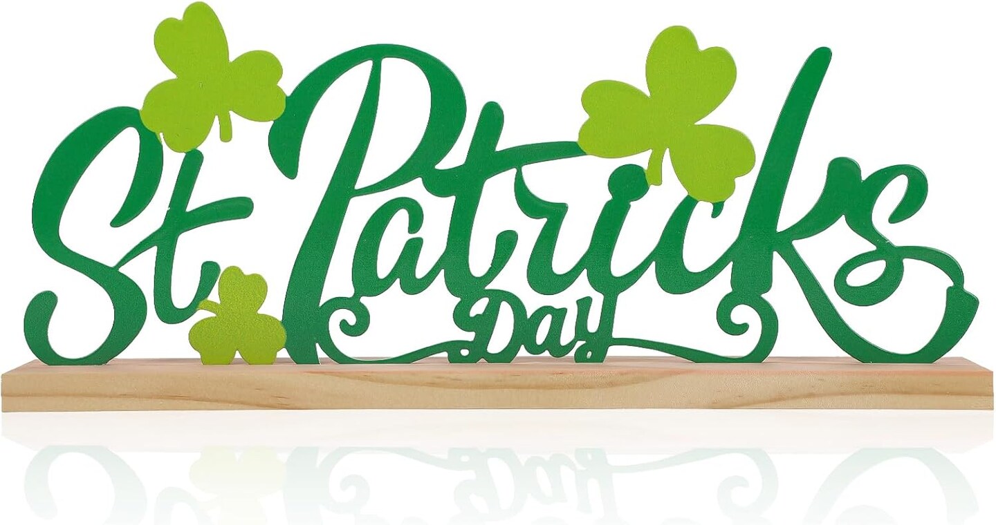 Metal St. Patrick&#x27;s Day Sign, St Patricks Day Decorations for Home