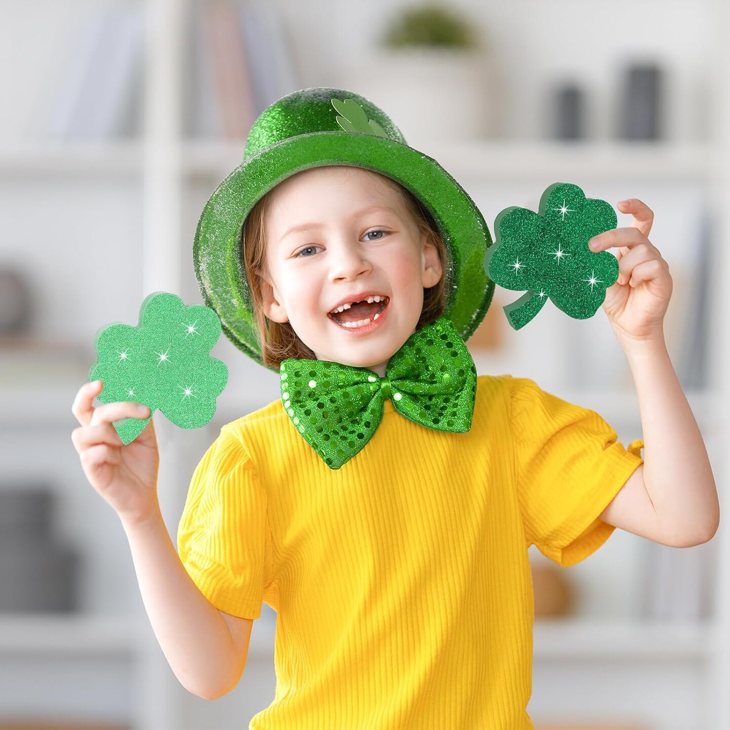 St. Patrick's Day Shamrock Decorations, Wooden Saint Patrick Day Tiered Tray Decor Set of 6, Green Clover Table Top Decoration for Home, Shelf, Door, Office Party (Glitter Solid)