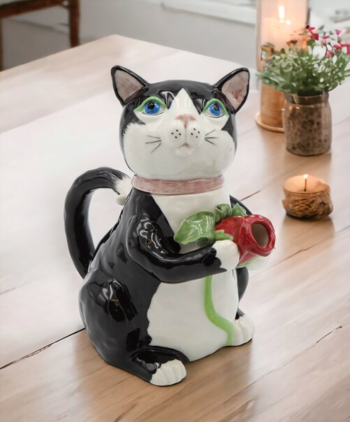 Ceramic Black Cat Teapot, Home D&#xE9;cor, Gift for Her, Gift for Mom, Tea Party D&#xE9;cor, Cat Lovers Gift, Pet Loss Gift