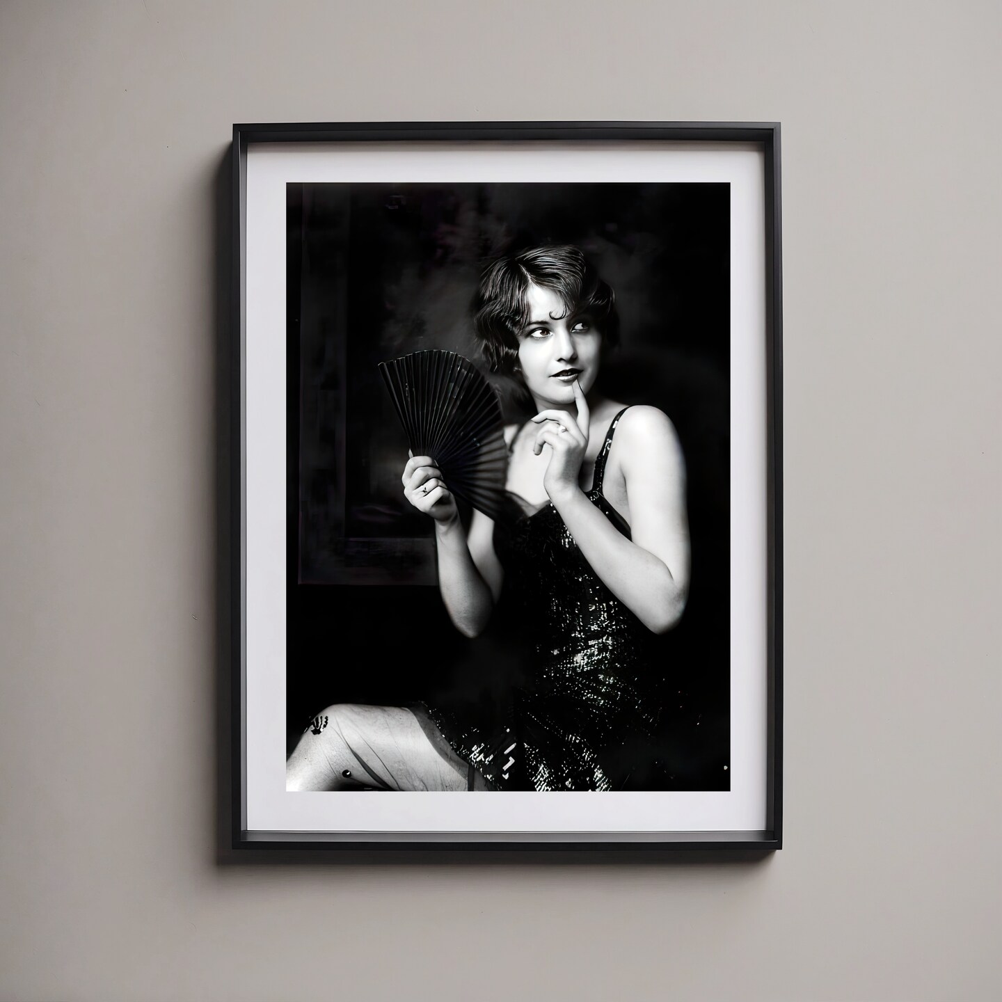 Ziegfeld Follies star Barbara Stanwyck c. 1920's, black and white ...