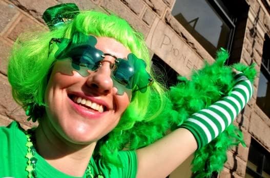 St. Patrick&#x2019;s Day Green Sunglasses Irish Shamrock Four Leaf Clover Green Lens Shades Costume Party Glasses(Four Leaf Green)