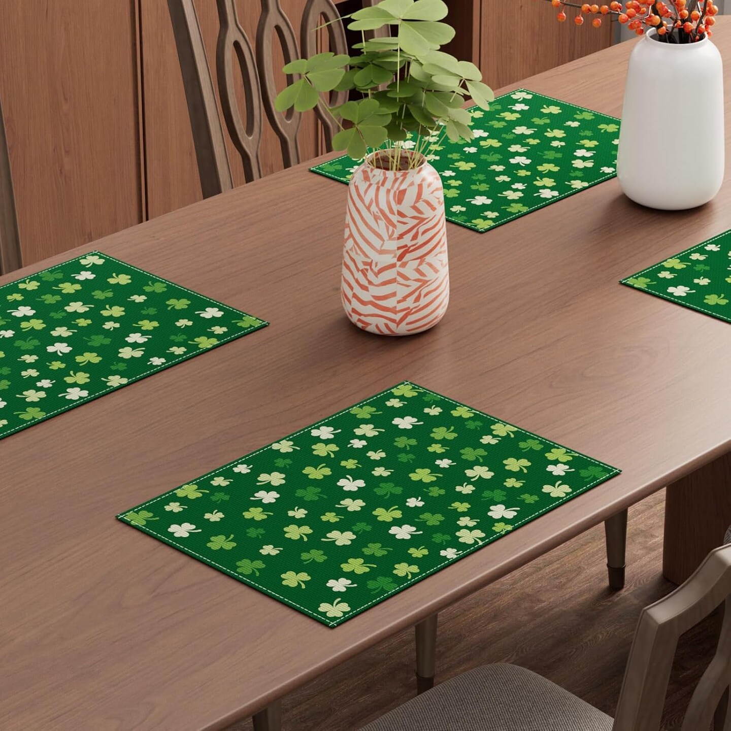 St. Patrick&#x27;s Day Green Shamrock Placemats Set of 4 Table Mats 12 x 18 Inch Party Home Dining Decor Table Decorations