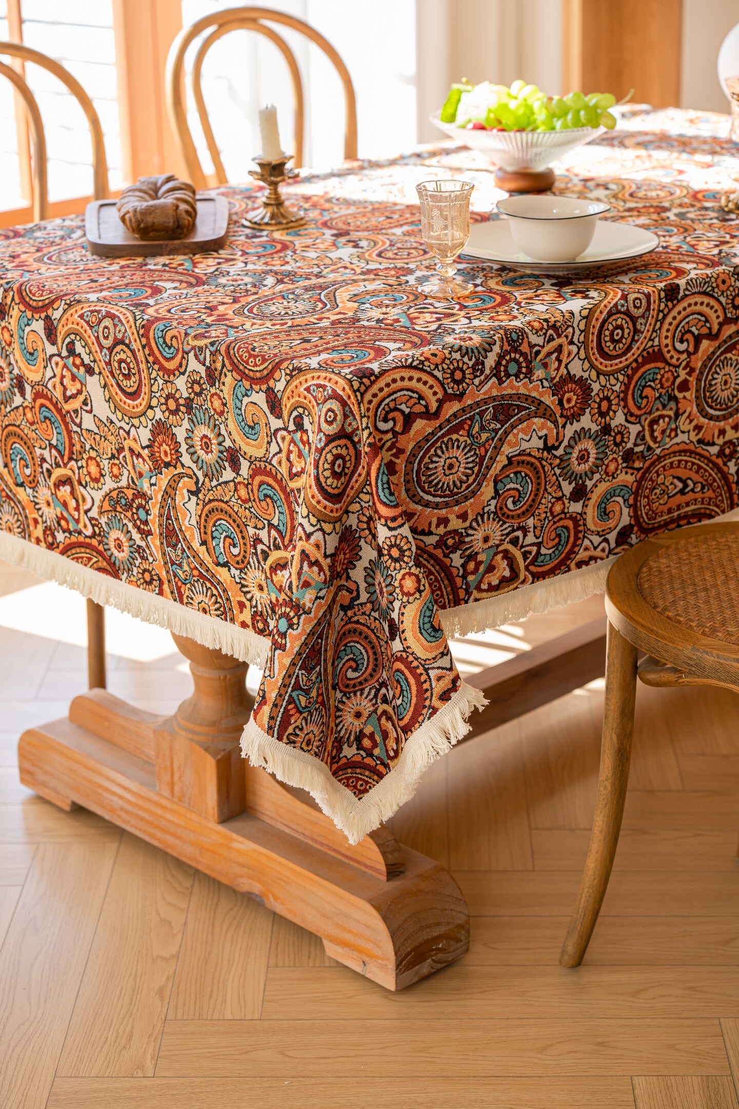 American Retro Thickened Polyester - Cotton Tablecloth with Tassel Edge, Woven Boho Vintage Table Cover for Dining Room & Kitchen