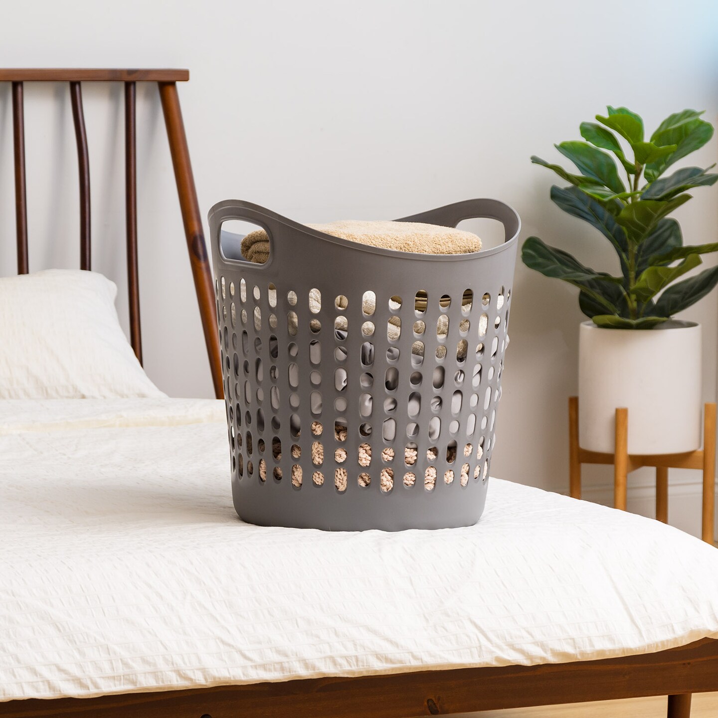 IRIS USA 3Pack Laundry Basket 40L Durable and Flexible, Portable Round Bin, 1.15 Bushel Hamper for Storage with Ventilation Holes for Closet Dorm, Gray