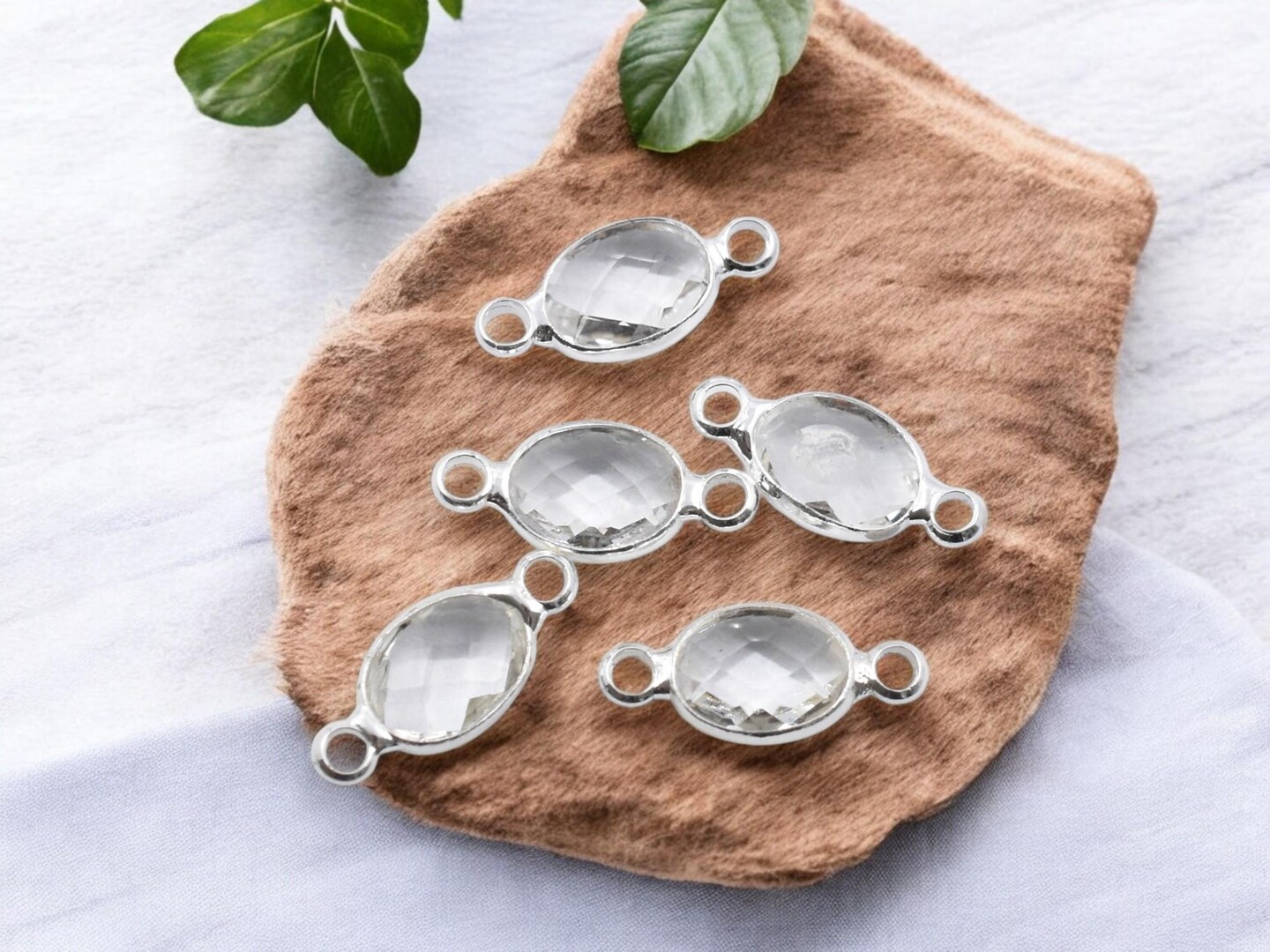 *10* 15x7mm Silver Plated Brass Surrounded Clear Glass Connectors