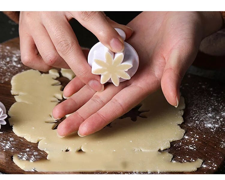 Mini Daisy Plunger Cutter Set 4 Pc