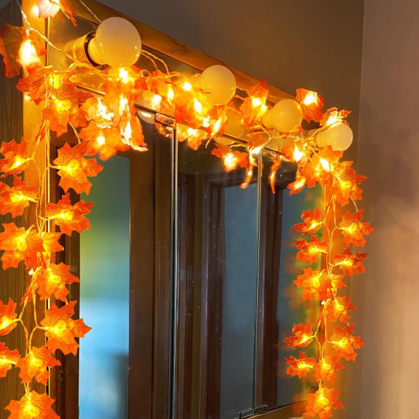 4-Pack 40FT Fall Garland with LED Lights – 80 LED Maple Leaves, Battery-Operated Thanksgiving & Autumn Decorations for Home, Indoor & Outdoor, Christmas Decor (Orange)