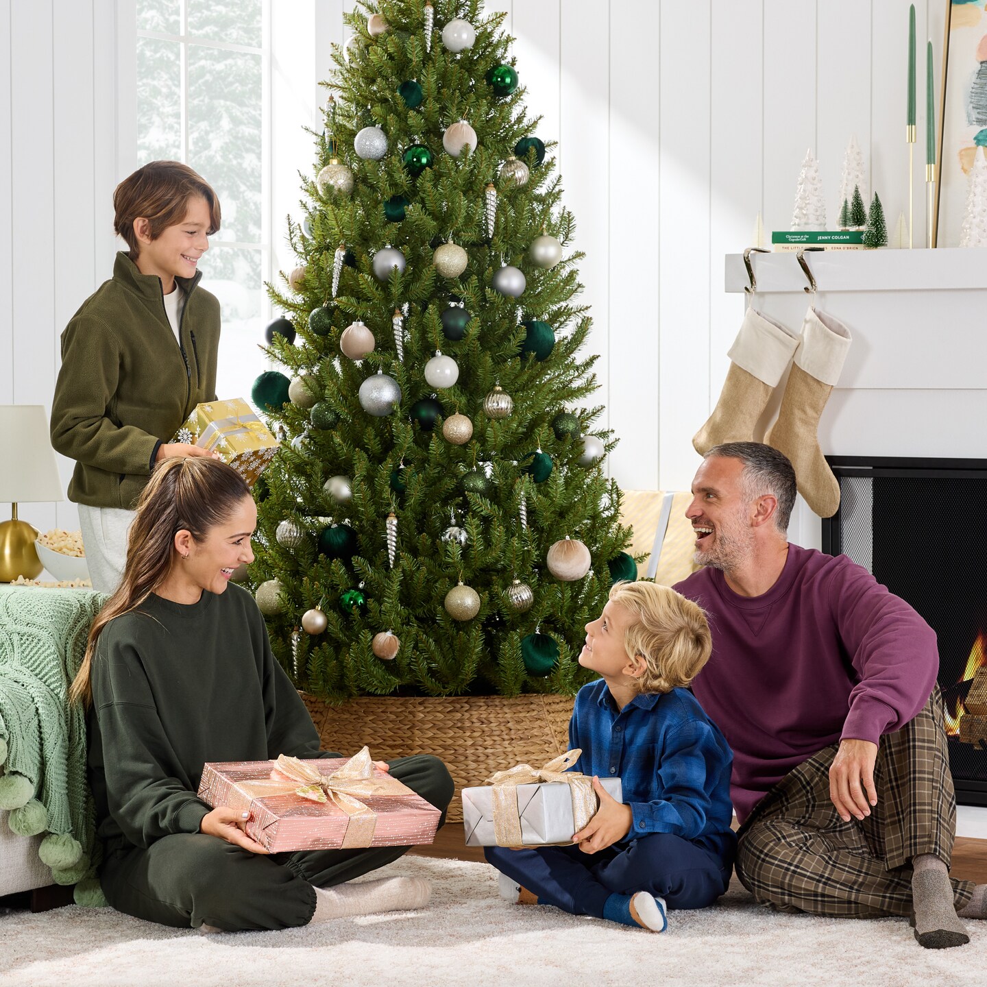 Best Choice Products Premium Hinged Nordic Fir Christmas Tree Holiday Decoration w/ Foldable Metal Base​