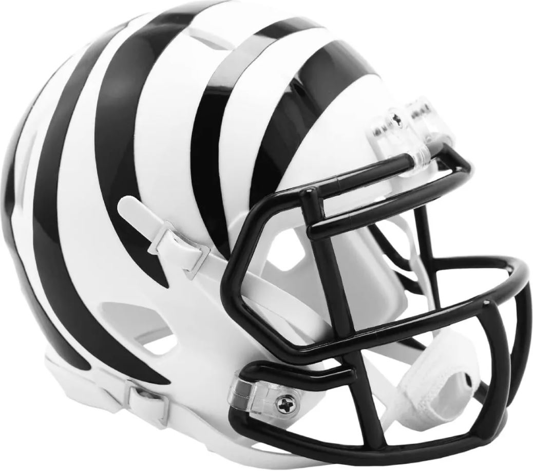 bell bullitt carbon matte helmet Bell Bullitt Carbon Helmet Matte/Gloss Black/Gold Player