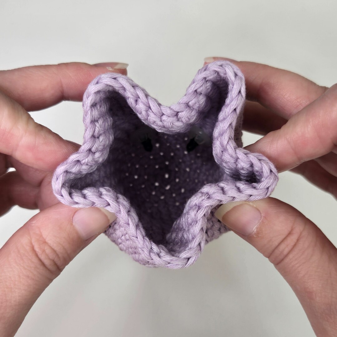 How to Crochet a Glow Ghost image 7