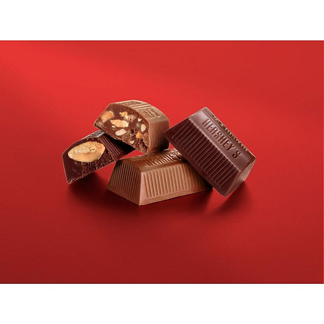 Hershey&#x27;s Nuggets Chocolate Assortment A Delightful Treat for Every Occasion