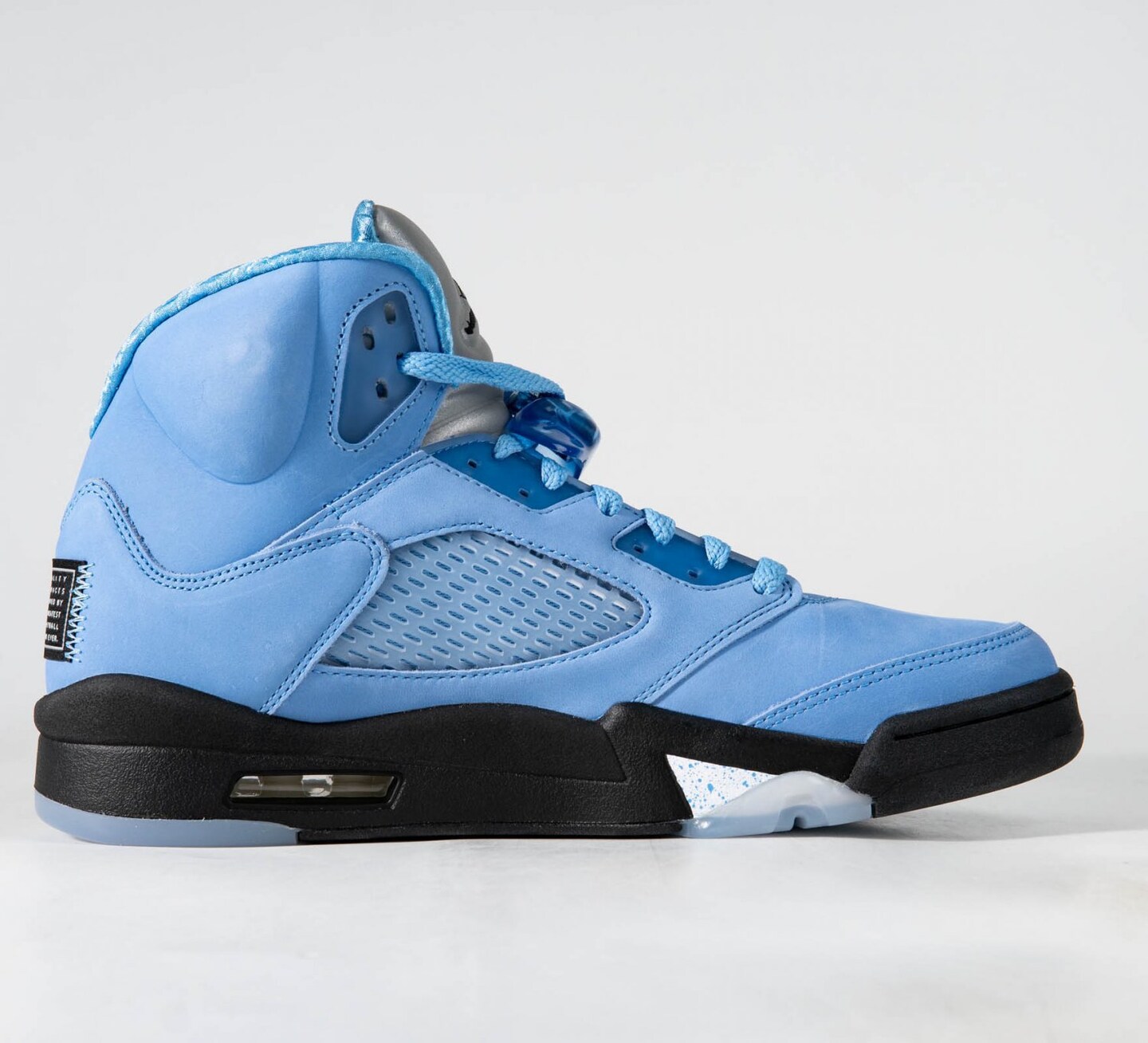 Air Jordan 5 Retro UNC University Blue | MakerPlace by Michaels