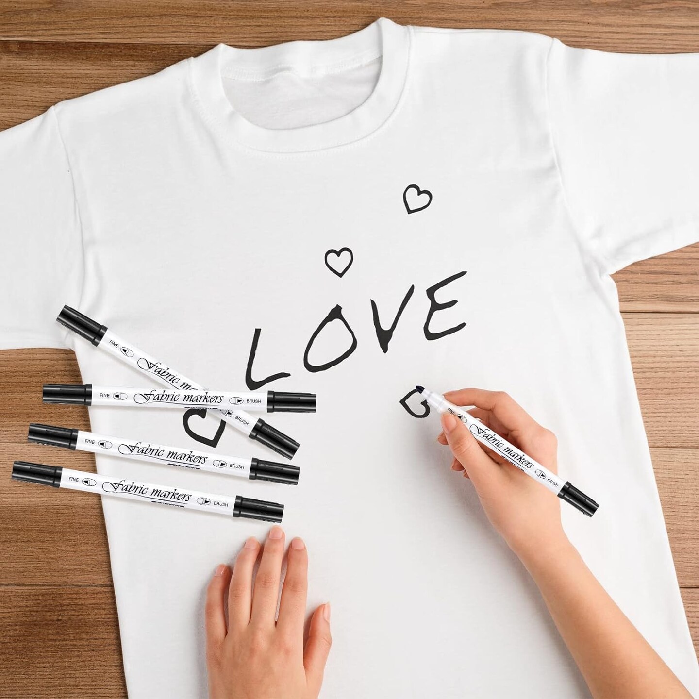 6 Pcs Fabric Markers for Clothes Fabric Paint Markers Permanent Dual Fabric Paint Pens Kit No Bleed DIY Fabric Double Ended Art Pens for Costumes, T Shirt, Clothes, Bags(Black)