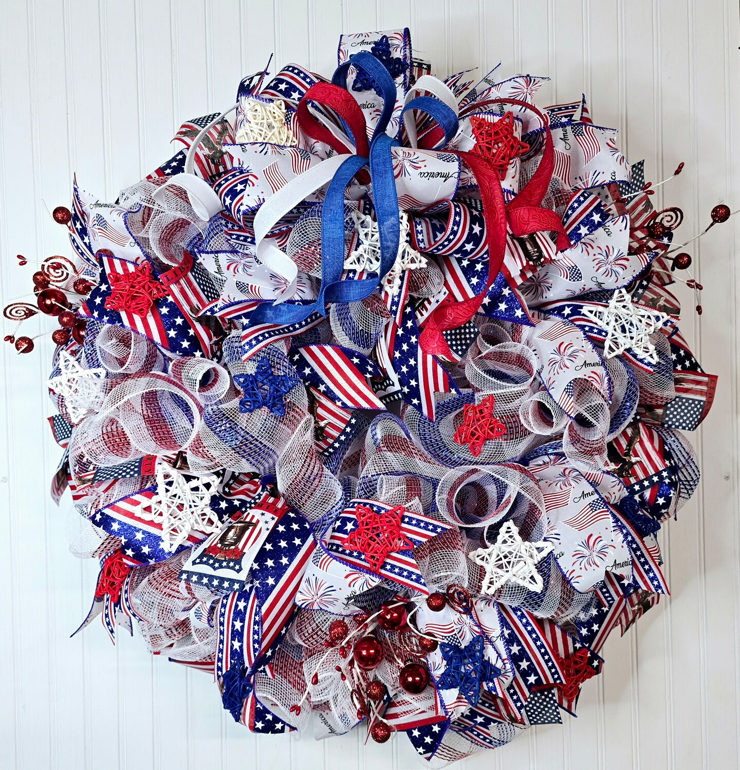 Patriotic wreath for front door, Red, White and Blue Holiday wall